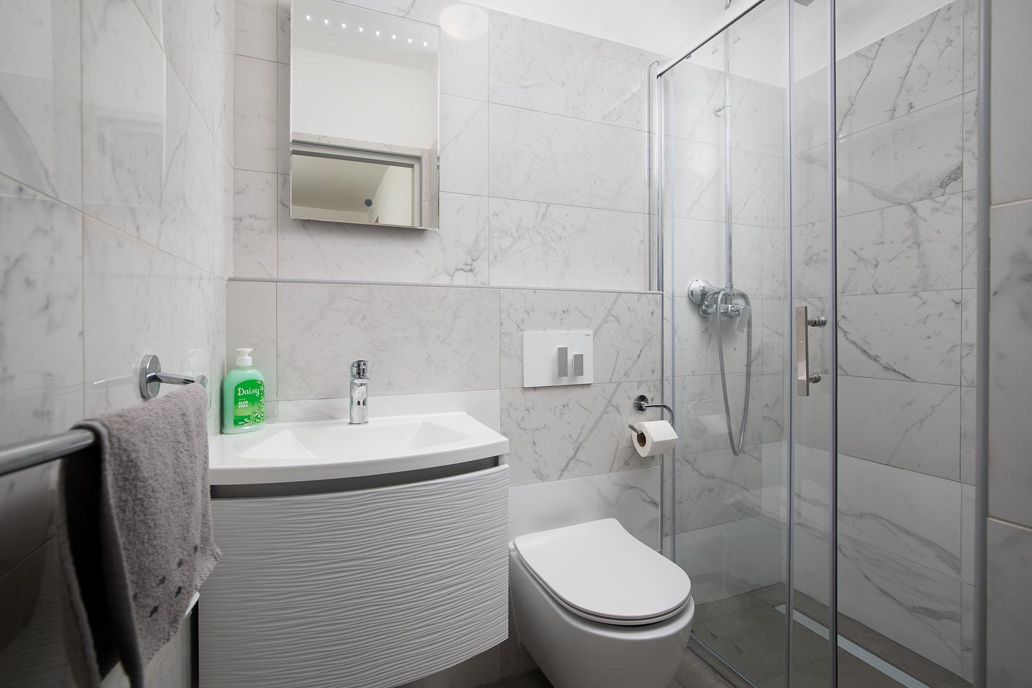 Villa Andrija Family Dream With Heated Pool At The Sea With Beautiful Garden, Outside Cinema And Kids Playground Fažana Kültér fotó
